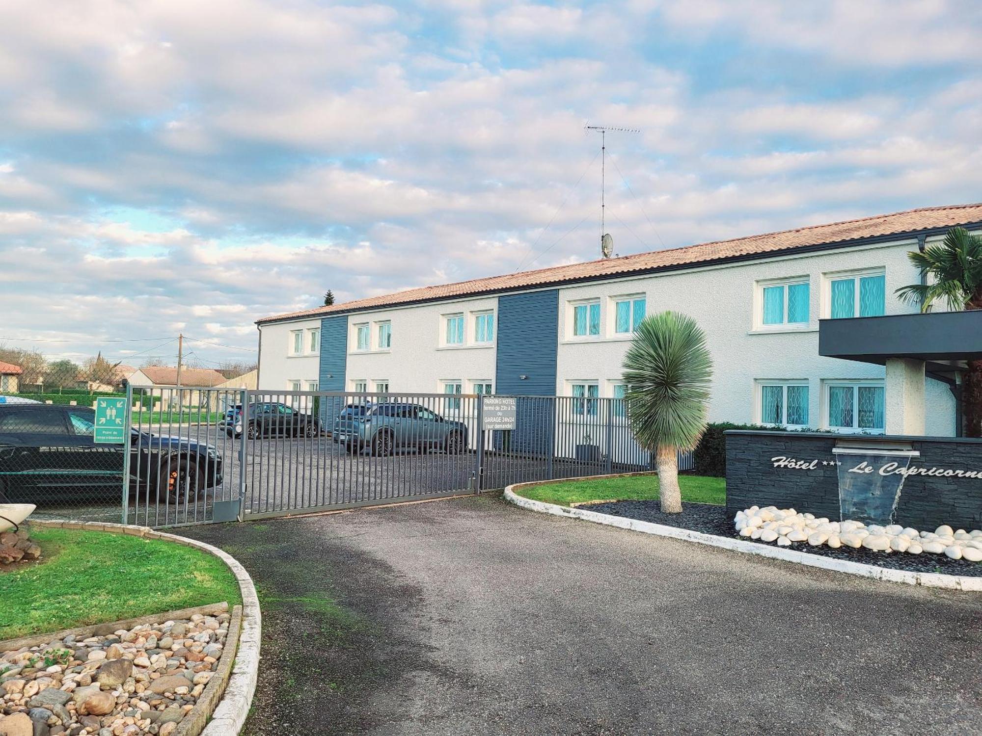 Citotel Hôtel Le Capricorne Marmande Exterior foto